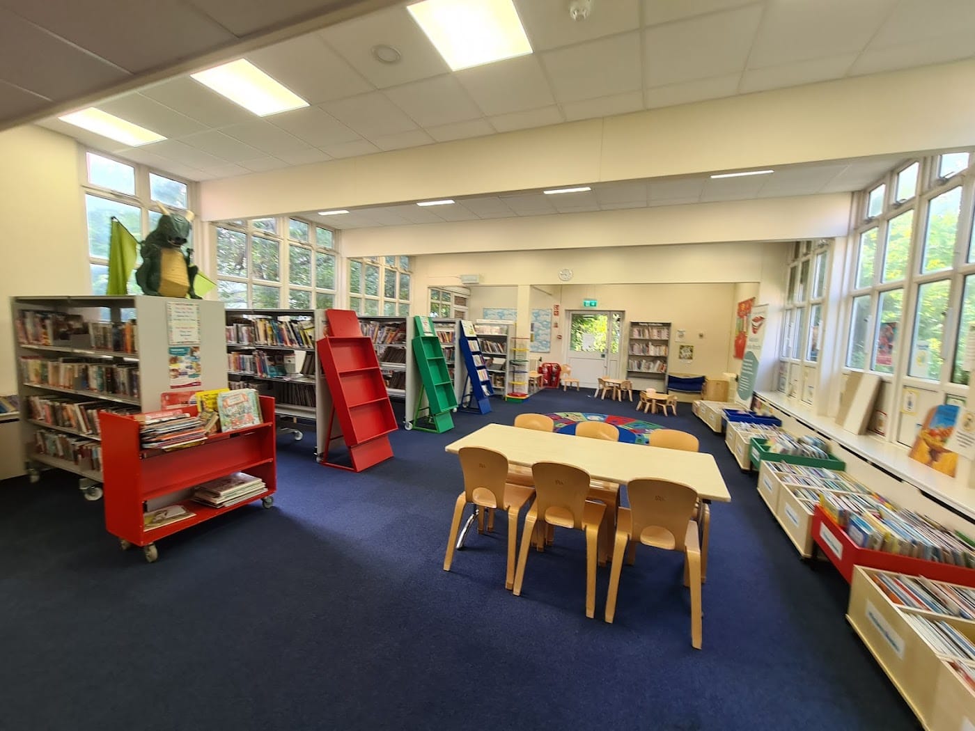 Valence Library Children's Corner — Valence Library