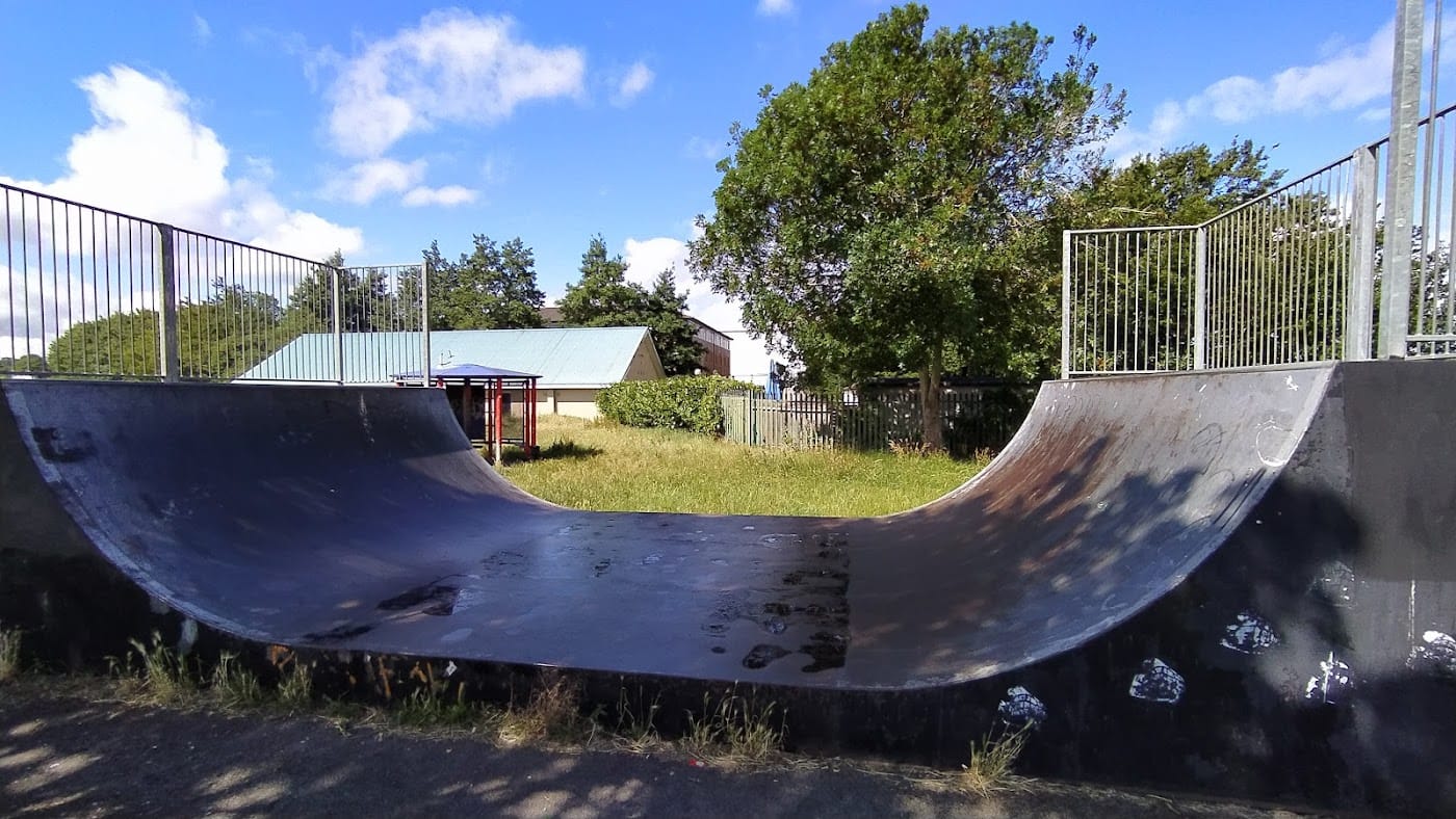 Purley Way Skate Park — Purley Way Metal Mini Ramp Skatepark