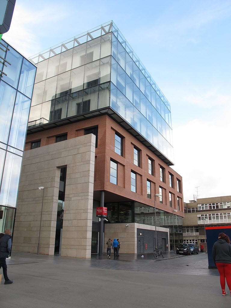 Woolwich Centre Library — Entrance to the new Woolwich Central Library