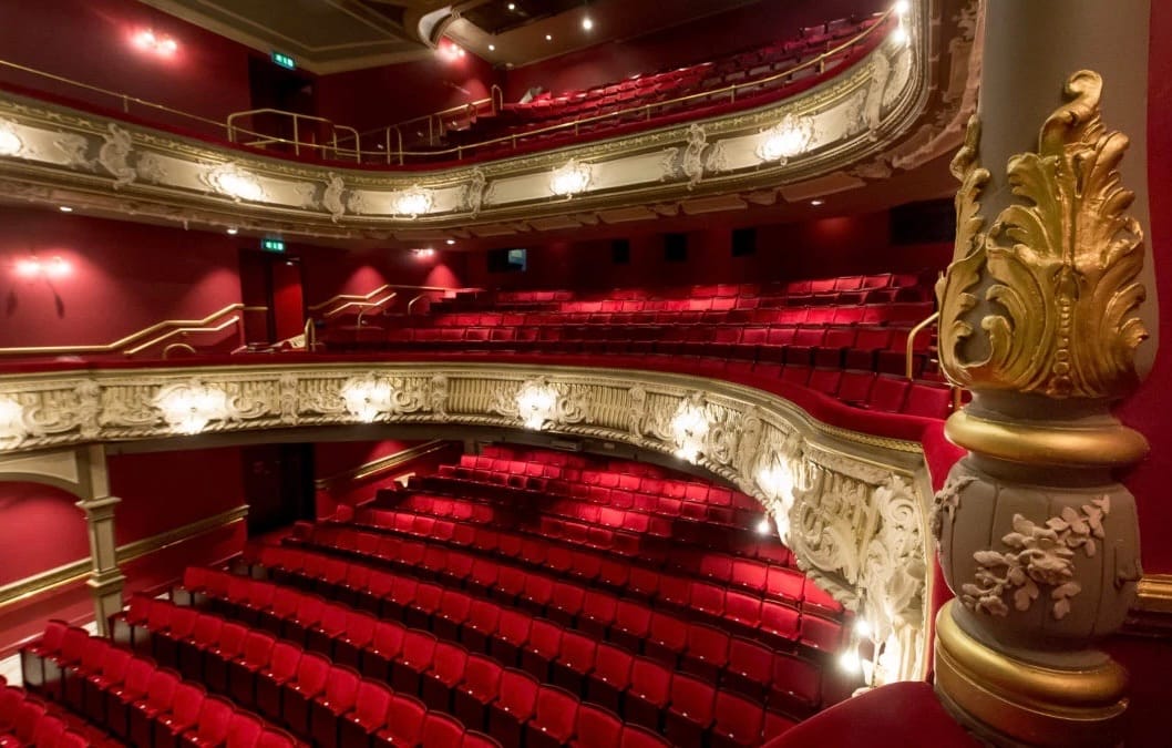 Lyric Hammersmith Youth Classes — Lyric Hammersmith Theatre