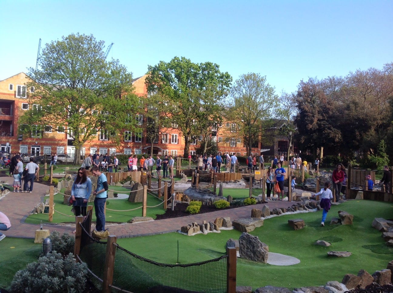 Wandsworth Park & Mini Golf — Putt in the Park
